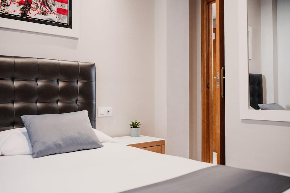 Citizentral Gascons Apartment Valencia Bagian luar foto